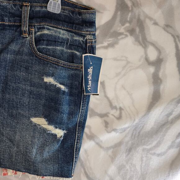 Old Navy Boyfriend Mid-Rise Women's Flag Shorts Size 14 - Picture 4 of 7